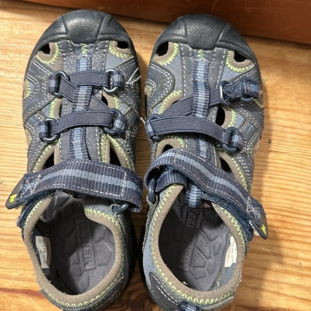 Merrell hydro sandals with leather upper size 12M blue gray Kids